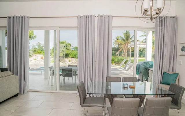 Villas Private Pool 5 min to Grace Bay