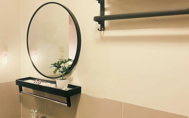 JFam Suites