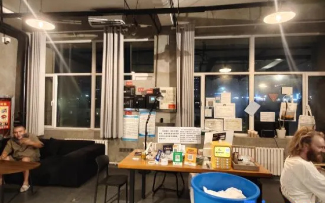 Hostel on the way – Restaurant – Urumqi