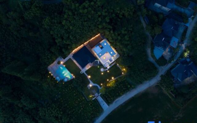 Taoqi  Forest Villa