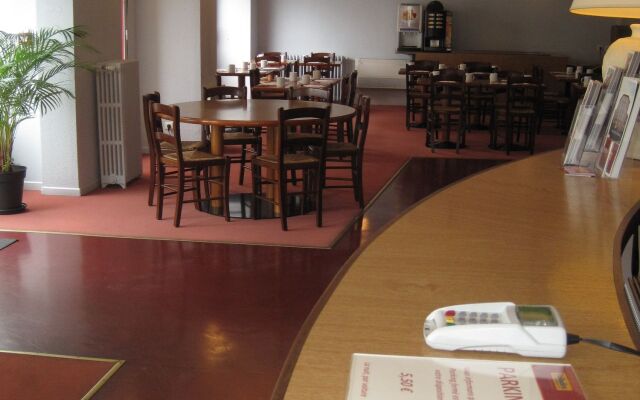 BRIT HOTEL CONFORT NEVERS Centre Gare