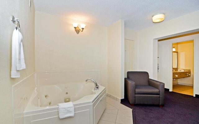 Holiday Inn Express Jonesville Elkin
