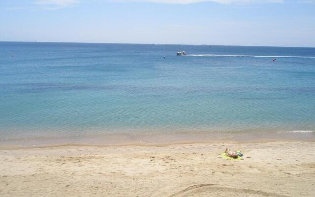 Apartamento A 17 M. De La Playa