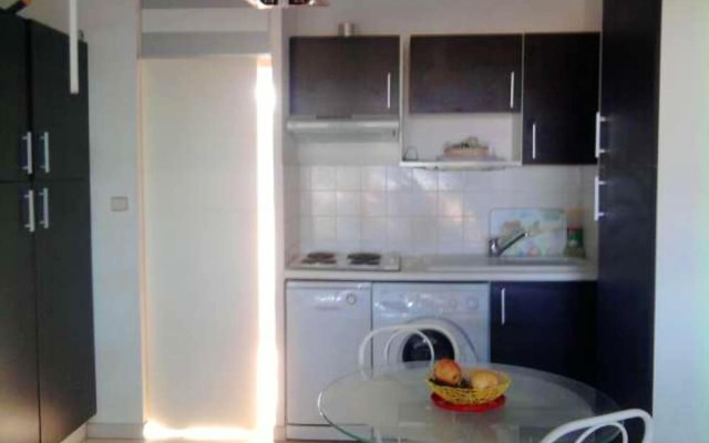 Studio in Argelès-sur-mer, With Wonderful sea View, Terrace and Wifi