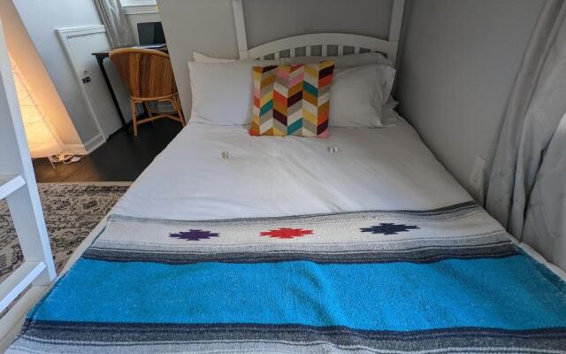 eKstasis Hostel & Urban Farm