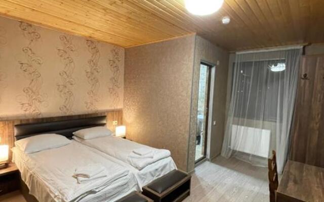 Elite House Hotel