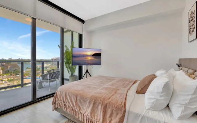 Luxury Condos Near Miami Beach