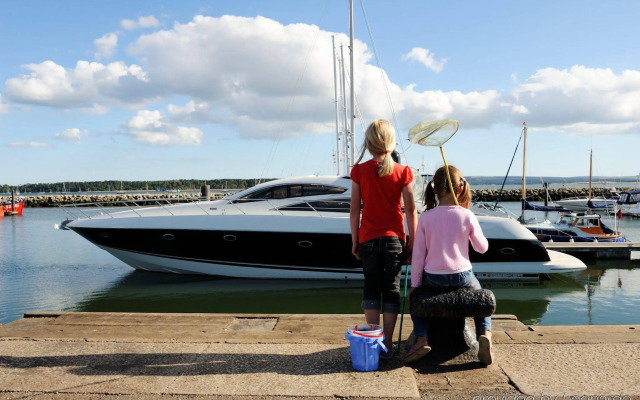 Holiday Inn Express Poole by IHG