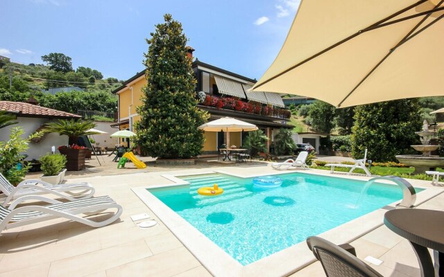 Nice Apartment in Castellabate With 2 Bedrooms and Wifi