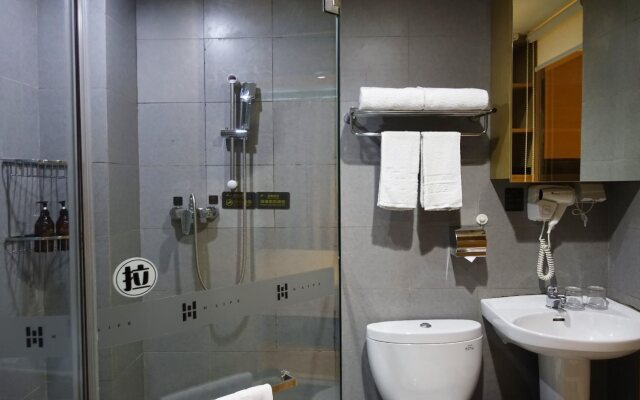 H Life Hotel