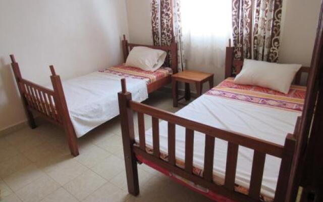 Bondo Travellers Hostel & Hotel