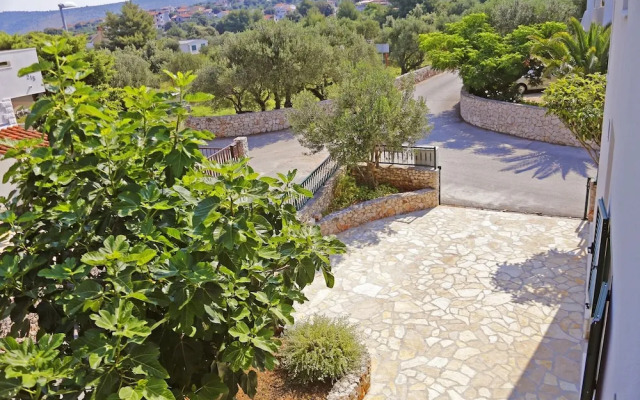 Marin - 100m From the sea - A3