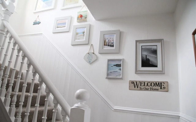 Summer Breeze Guest House