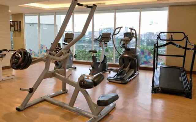 Trendy Studio at Menteng Park Apartment By Travelio