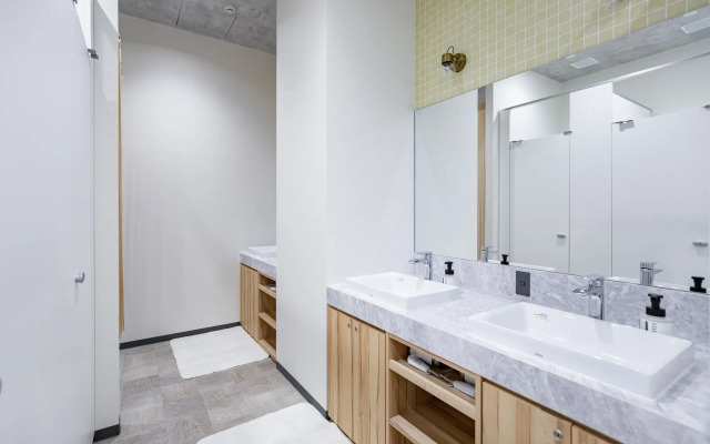 Eight Point Inn Kanazawa