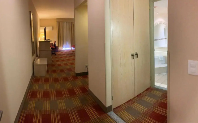 Holiday Inn Monclova by IHG