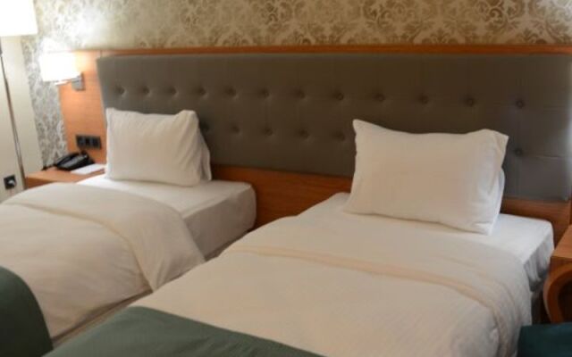 Çınar Park Otel