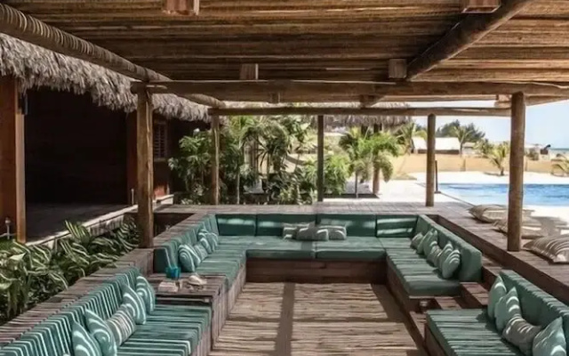 Kabana Hotel