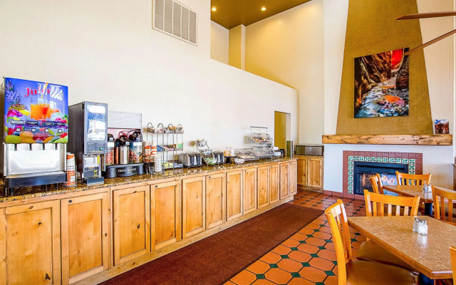 Clarion Suites St George - Convention Center Area