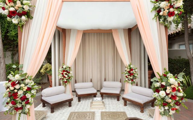 Doubletree by Hilton Campbell - Pruneyard Plaza