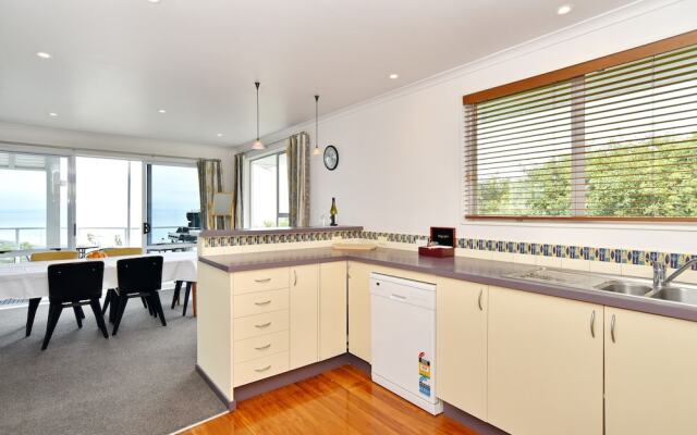 Panorama - Christchurch Holiday Homes