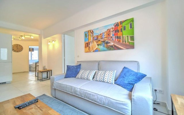Cannes premium 3 BR 2 bath fully renovated heart of town by Olam Properties - Apartment in Cannes - Photo 2