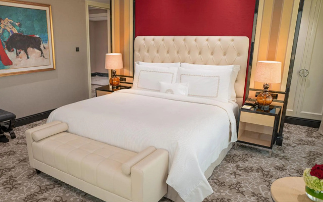 The Trans Luxury Hotel Surabaya