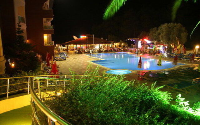 Club Green World