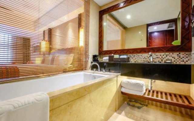 Rose Plaza Hotel