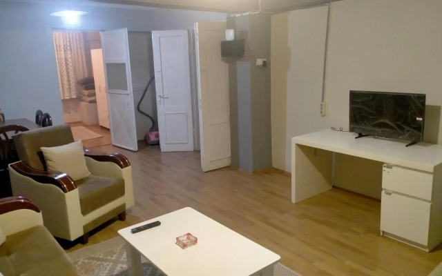 2 bedrooms central area located appartment 1floor