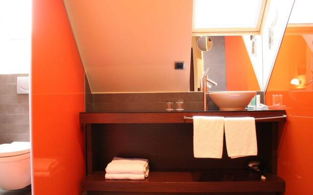 987 Design Prague Hotel
