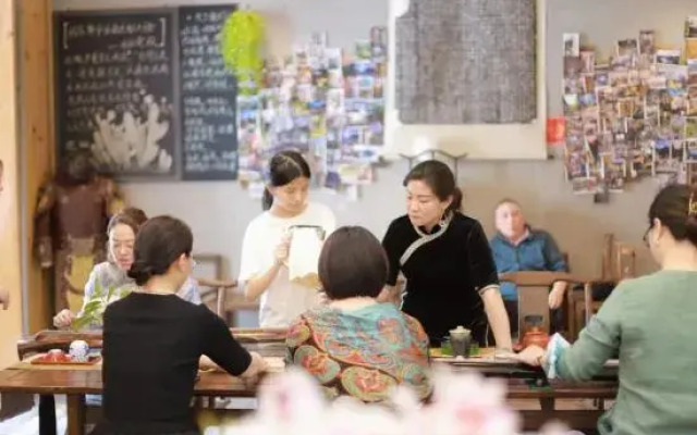 Chaji Shanju Holiay Hotel (Nanjing Laoshan Bulao Village Store)