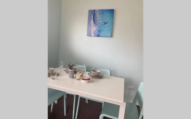 Digby's Place - waterfront apartment