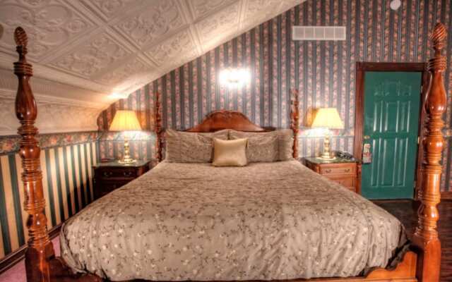 Christopher's Bed & Breakfast