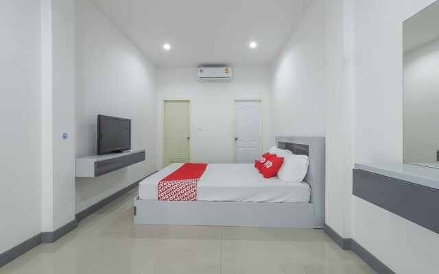 OYO 1159 K and K Apartment