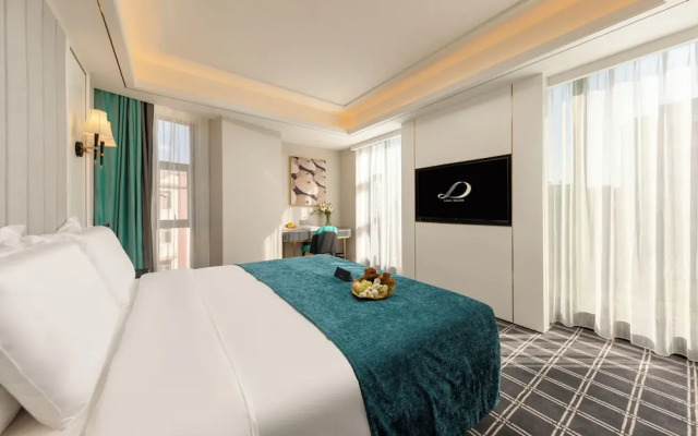 XANA Deluxe International Hotel Dongshankou Metro Station Branch