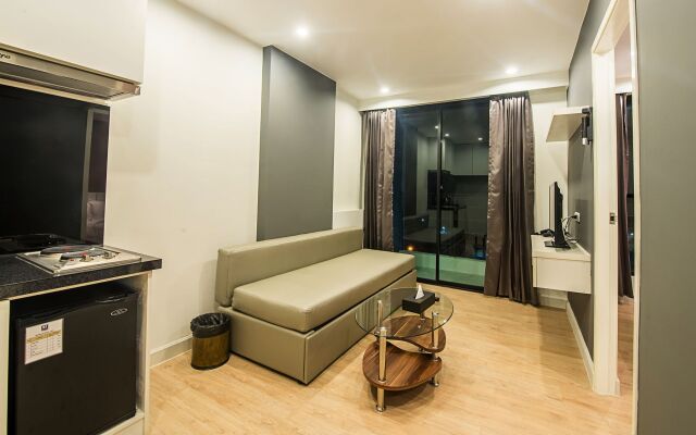 B2 Mae Sot Premier Hotel