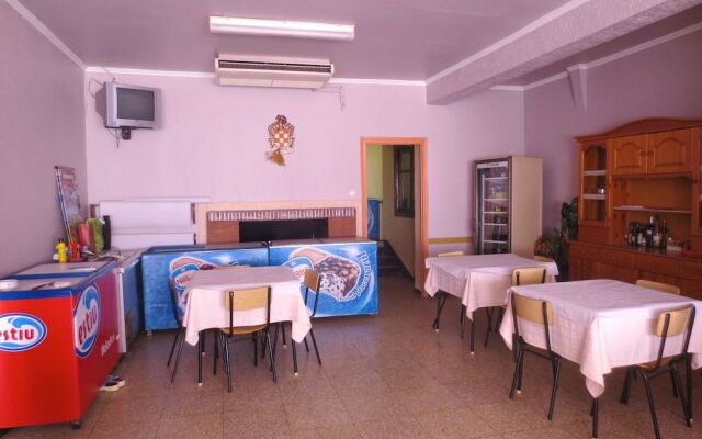Hostal Roca