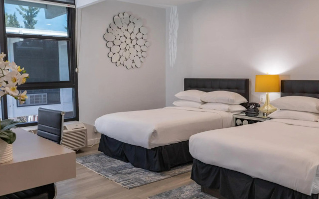Park Plaza Lodge Hotel