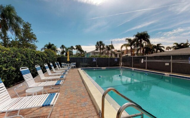 Sun Plaza West - 214