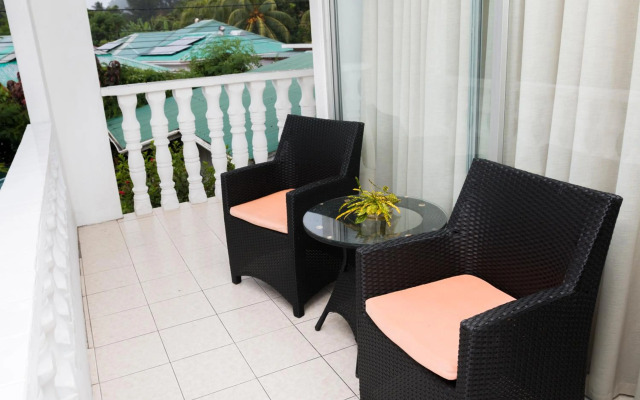 Le Manglier Guest House