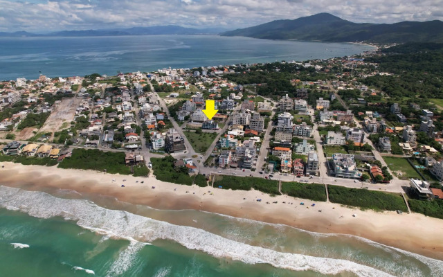 Aprecie Mariscal Nesta Hospedagem a 150 M do Mar - V4