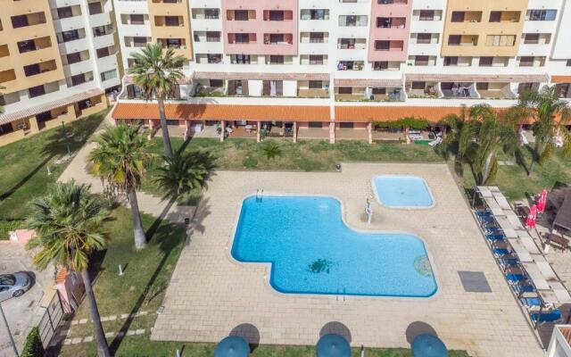 Bella Vista - Apt 103 by HelloVacations