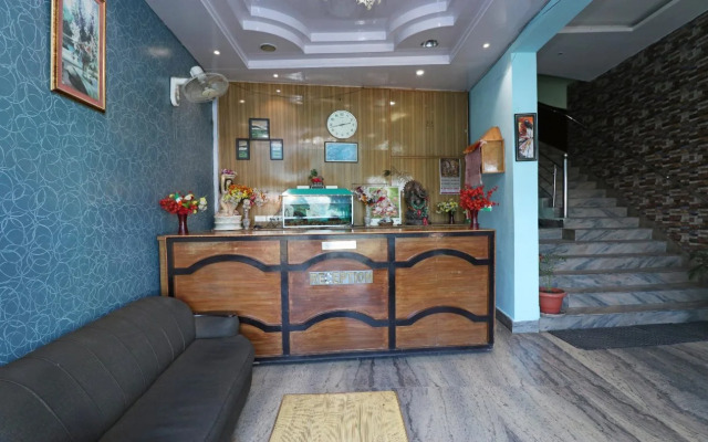Oyo 19848 Hotel Saraswati Palace