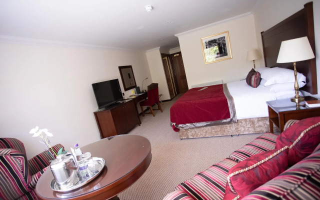 Macdonald Norwood Hall Hotel