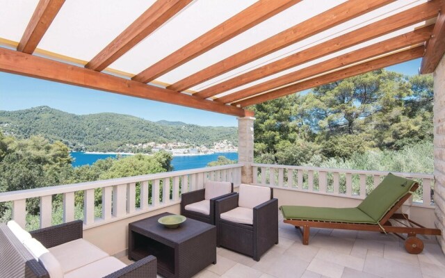 Awesome Home in Brna With 4 Bedrooms and Wifi