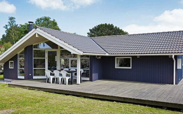 Cozy Holiday Home in Asnæs near Fishing