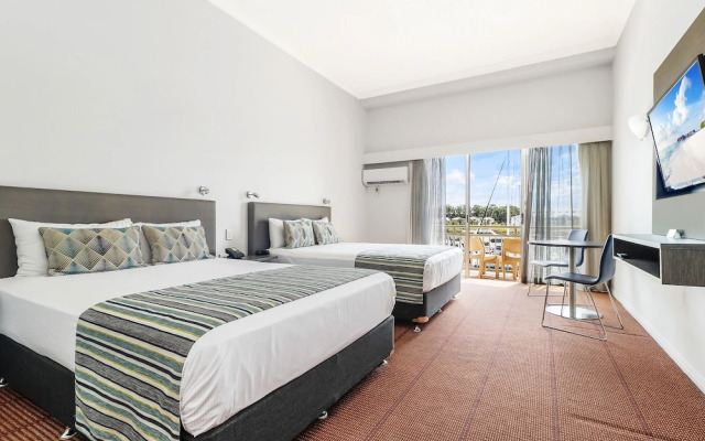 Hope Harbour Hotel
