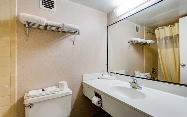 University Hotel and Suites
