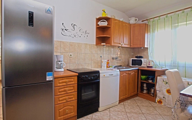 Apartments Mihatović